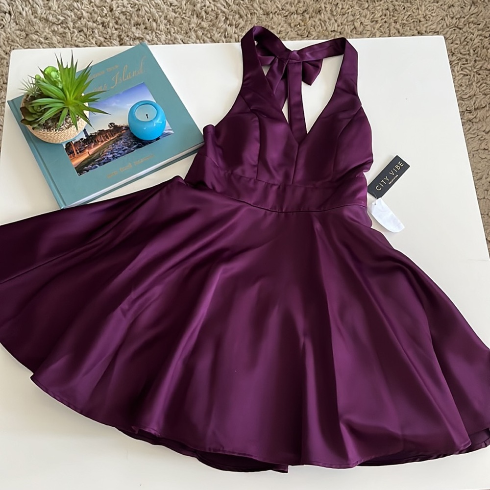 NWT City Vibe Party Dress!!